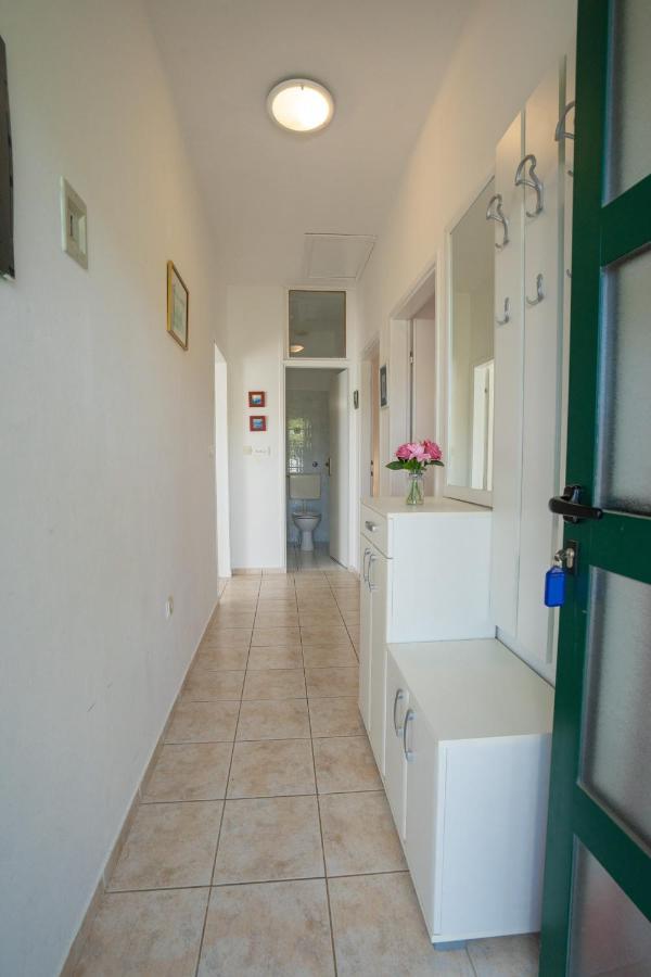 Ferienwohnung Kuca Za Odmor Denona Borovići Exterior foto